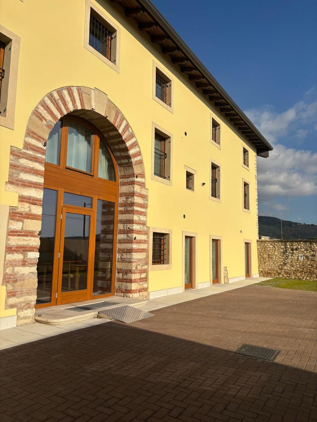 Corte Recamao- 5 * Verona